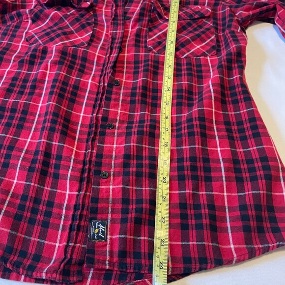 Red and black shirt - Picture 4 of 6